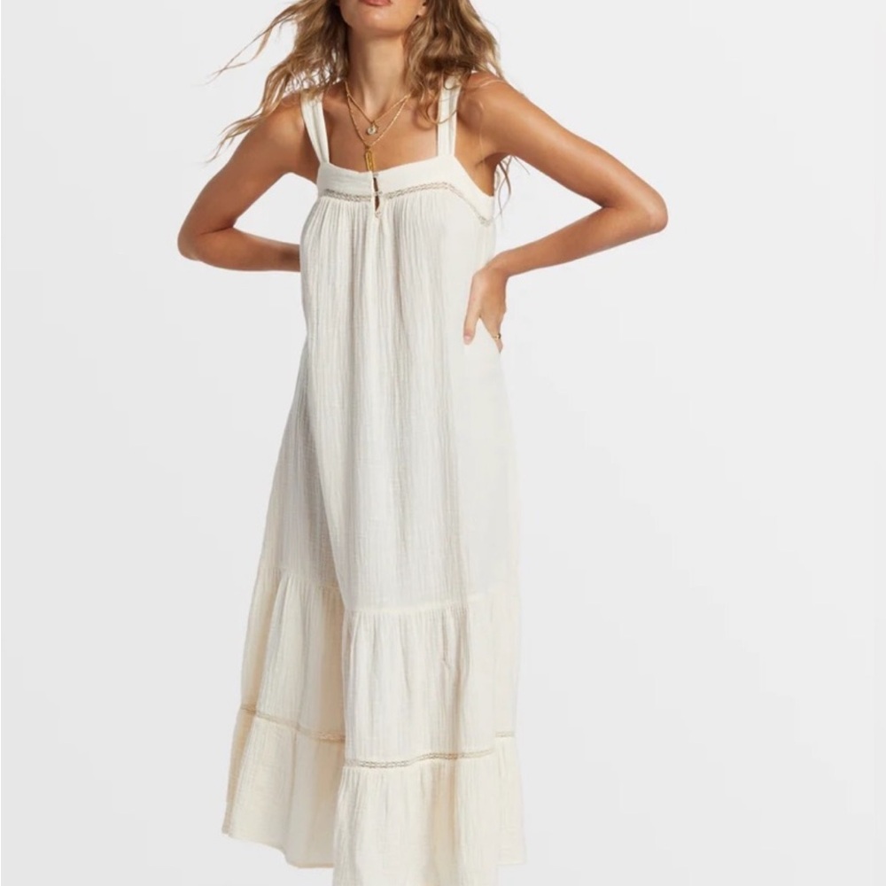 EUC billabong maxi cream dress. No belt as shown  in pics